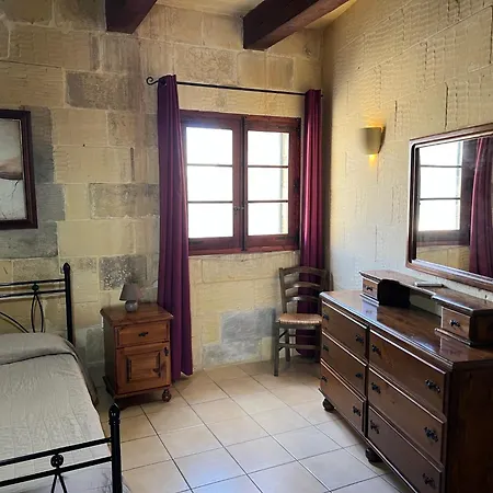Vakantiehuis 4 Bedroom With Private Pool *